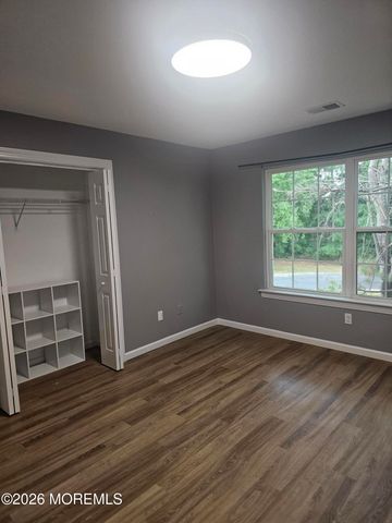 42 Diane Drive, Tinton Falls, NJ 07753