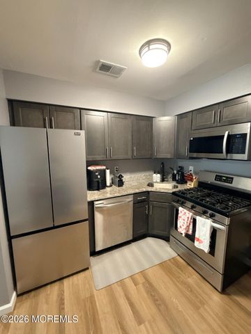 42 Diane Drive, Tinton Falls, NJ 07753