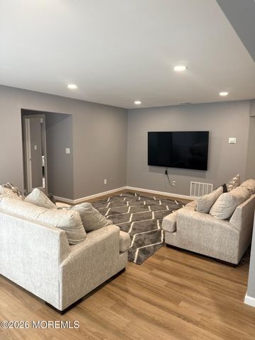 42 Diane Drive, Tinton Falls, NJ 07753