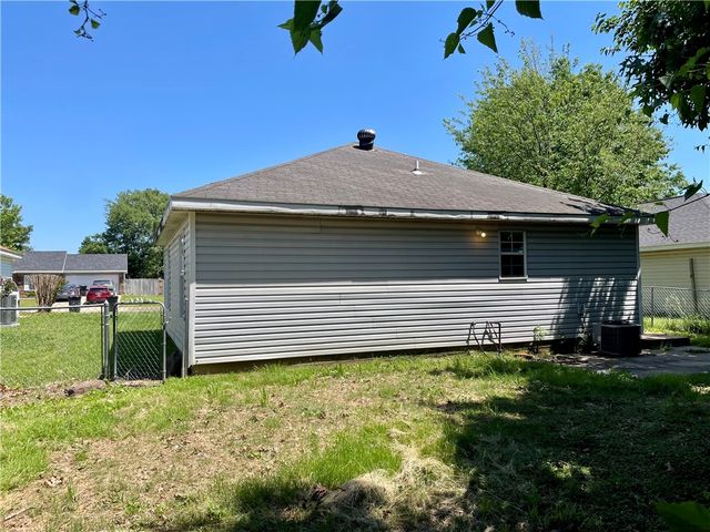 2710 Dandelion Street, Springdale, AR 72764