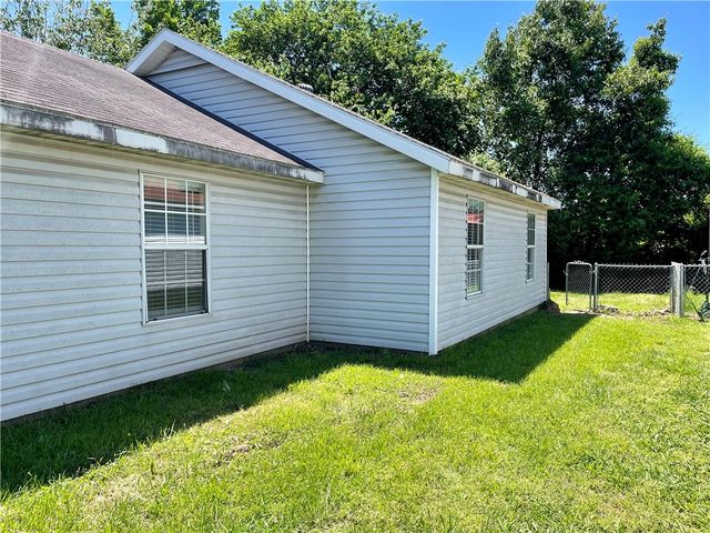 2710 Dandelion Street, Springdale, AR 72764