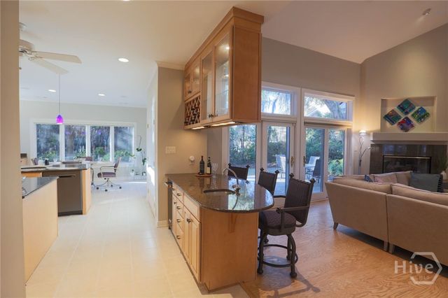 407 King Arthur Lane, Savannah, GA 31405