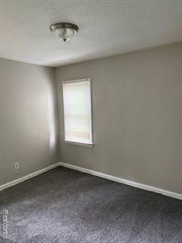 15729 Greenfield Road, Detroit, MI 48227