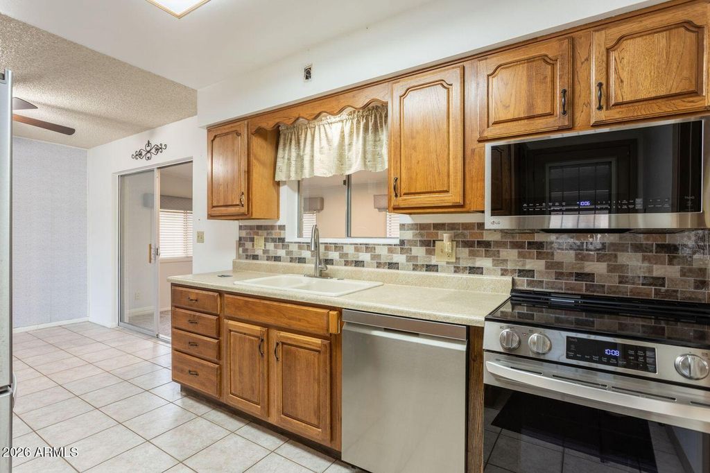 6223 E DALLAS Street, Mesa, AZ 85205 — photo 4