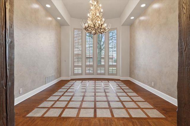 701 W Walcott Street, Pilot Point, TX 76258