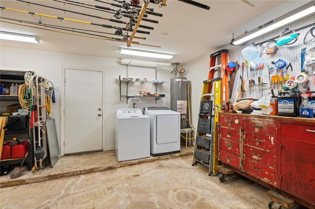 414 N Yaupon Street, Richwood, TX 77531