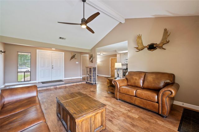 414 N Yaupon Street, Richwood, TX 77531