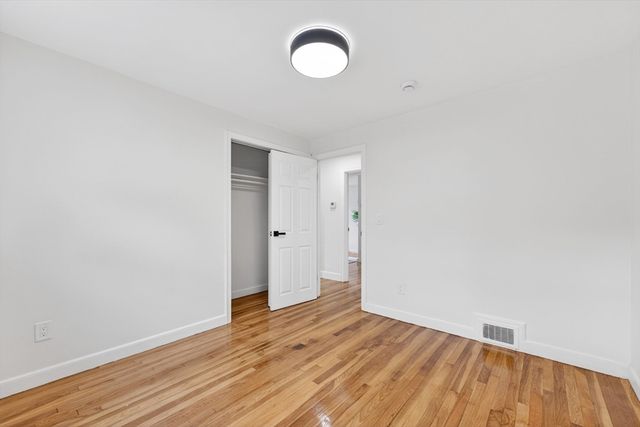 6 Sunset Dr, Randolph, MA 02368