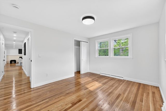 6 Sunset Dr, Randolph, MA 02368