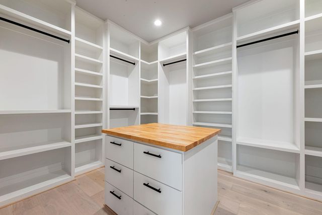 2307 St Emanuel Street, Houston, TX 77004