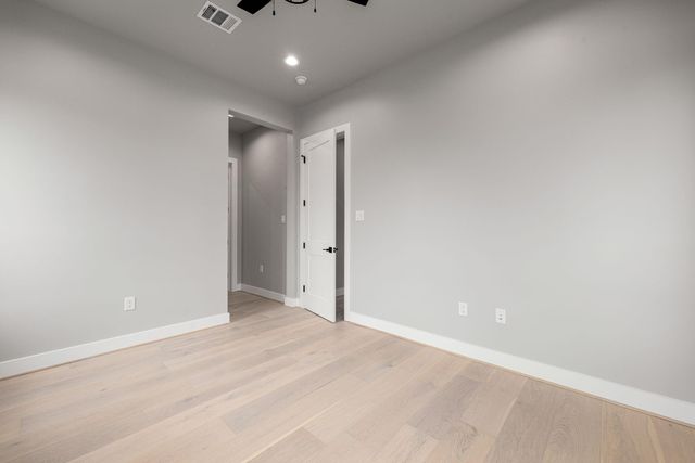 2307 St Emanuel Street, Houston, TX 77004