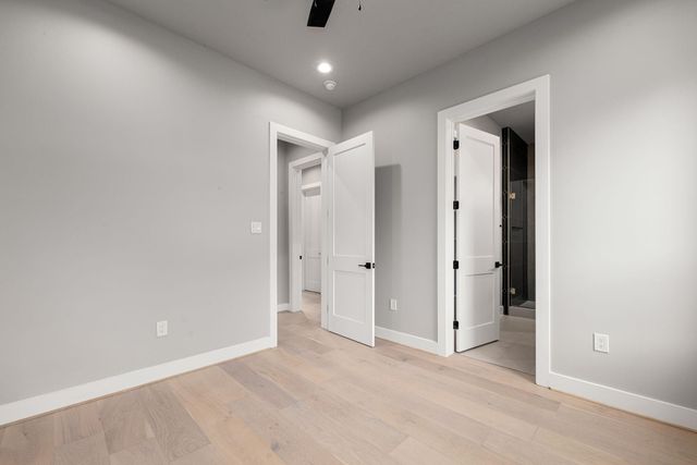 2307 St Emanuel Street, Houston, TX 77004