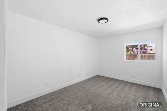 1568 E Calimyrna Avenue, Fresno, CA 93710