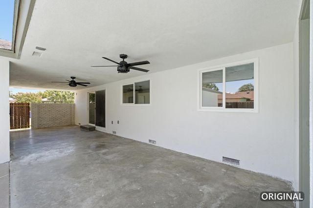 1568 E Calimyrna Avenue, Fresno, CA 93710