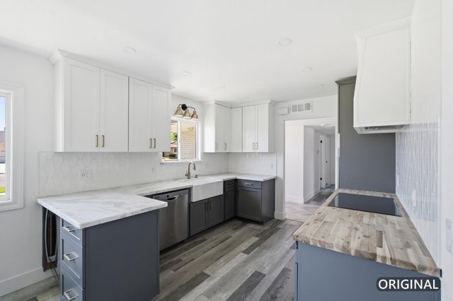 1568 E Calimyrna Avenue, Fresno, CA 93710
