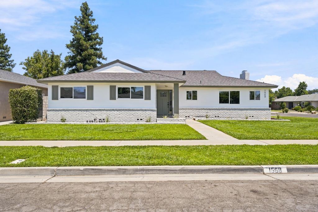 1568 E Calimyrna Avenue, Fresno, CA 93710