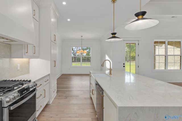 166 Randal Lane, Florence, AL 35634