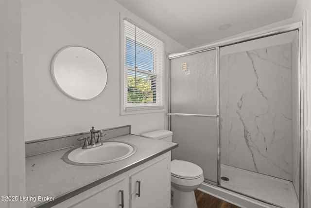 5533 Bruce Ave, Louisville, KY 40214