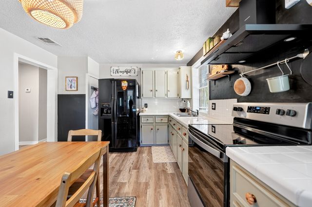 810 Edna Street, Athens, TX 75751