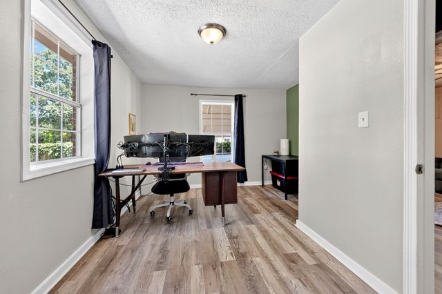810 Edna Street, Athens, TX 75751