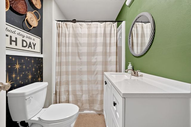 810 Edna Street, Athens, TX 75751