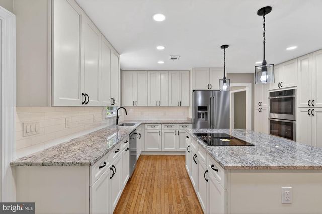 2497 FREETOWN DR, Reston, VA 20191