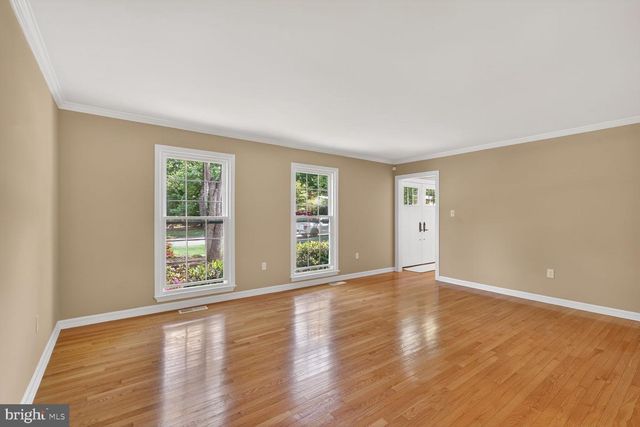 2497 FREETOWN DR, Reston, VA 20191