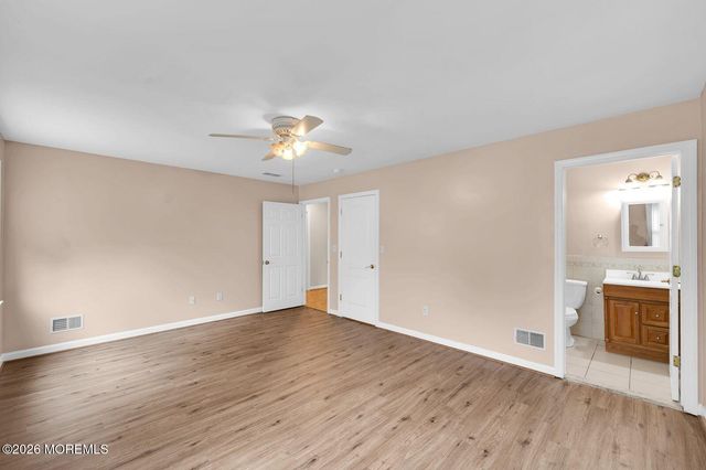 10 Oceanview Avenue, Keansburg, NJ 07734