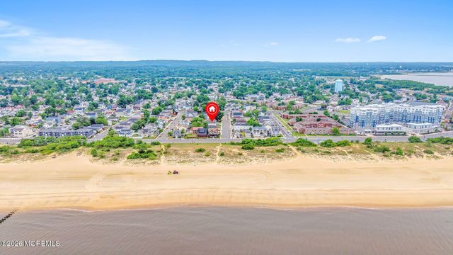 10 Oceanview Avenue, Keansburg, NJ 07734