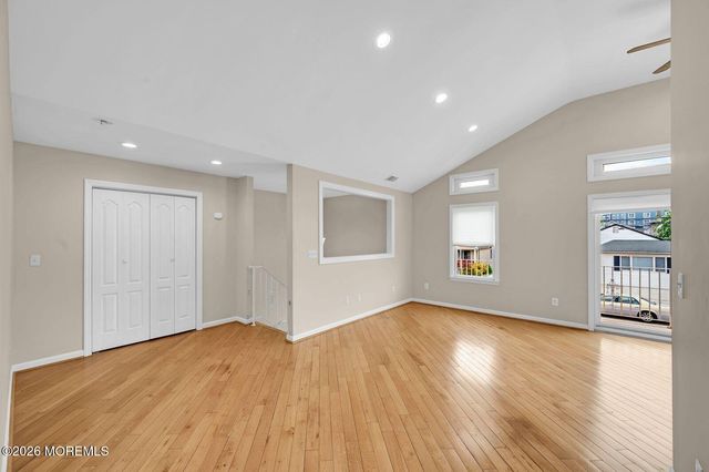 10 Oceanview Avenue, Keansburg, NJ 07734