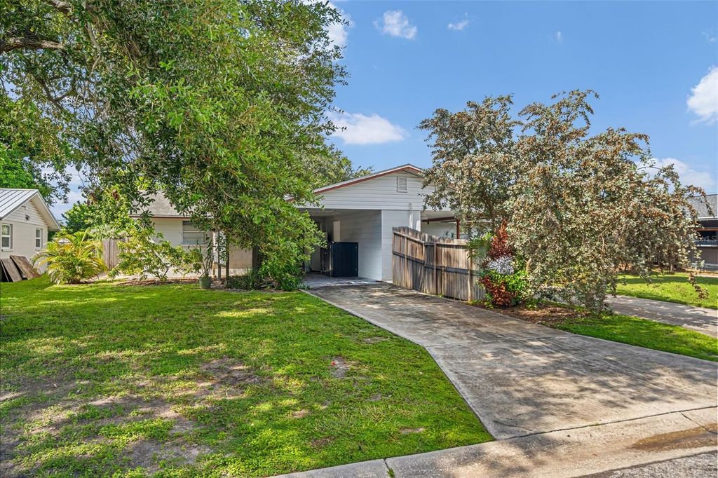 3607 47TH AVENUE W, BRADENTON, FL 34210 — photo 2