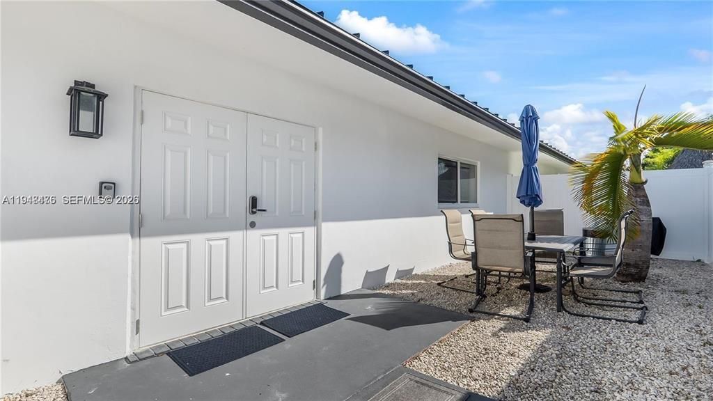 1708 SW 20th Street 1, Fort Lauderdale, FL 33315