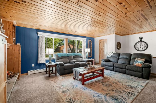 5590 108th Avenue, Clear Lake, MN 55319