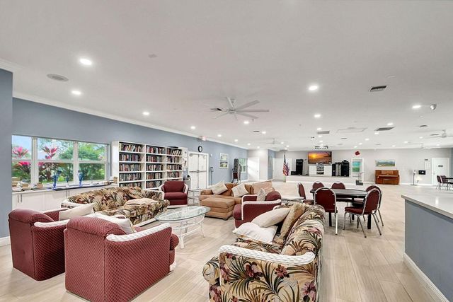 5091 Lakefront Boulevard C, Delray Beach, FL 33484