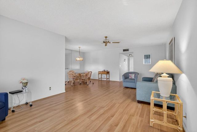 5091 Lakefront Boulevard C, Delray Beach, FL 33484