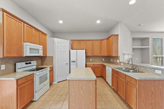 26975 Sabinal Trail, Magnolia, TX 77355