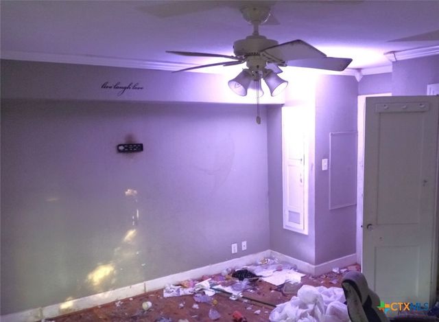 2001 E Forrest Street, Victoria, TX 77901