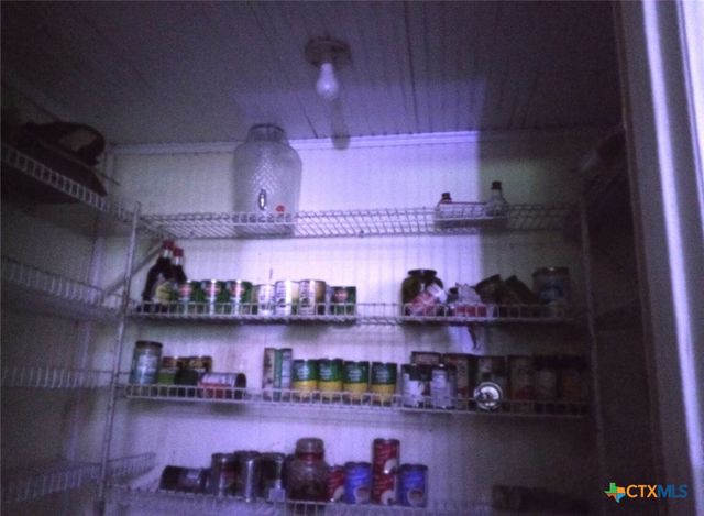 2001 E Forrest Street, Victoria, TX 77901