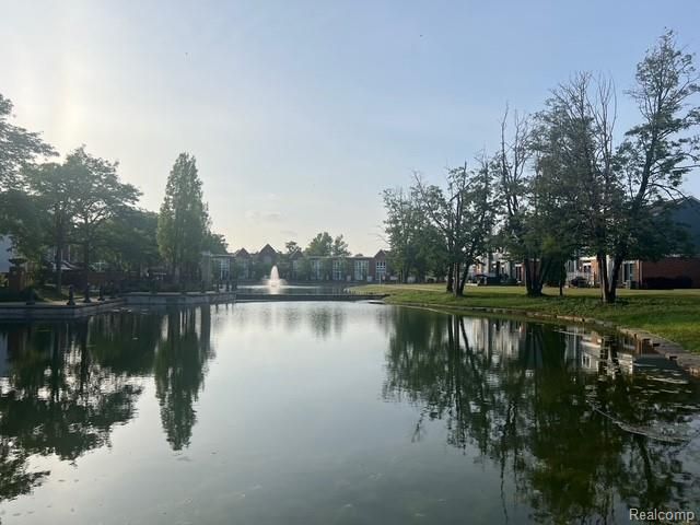 274 Main Sail Court, Detroit, MI 48207