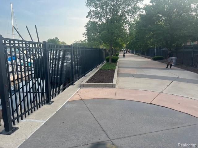 274 Main Sail Court, Detroit, MI 48207