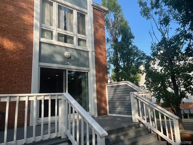 274 Main Sail Court, Detroit, MI 48207