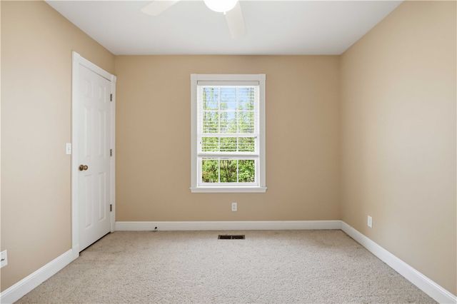 21 Burnmouth Lane, Bella Vista, AR 72715