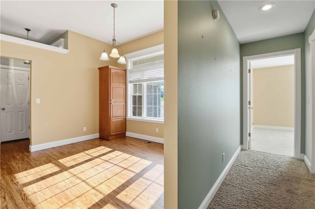 21 Burnmouth Lane, Bella Vista, AR 72715