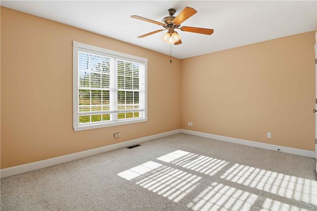 21 Burnmouth Lane, Bella Vista, AR 72715