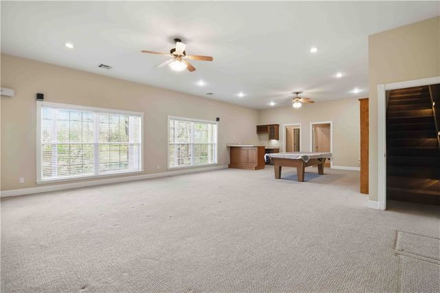 21 Burnmouth Lane, Bella Vista, AR 72715