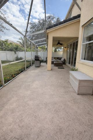 1304 Isleworth Court, Royal Palm Beach, FL 33411