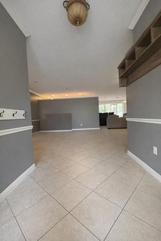 1304 Isleworth Court, Royal Palm Beach, FL 33411