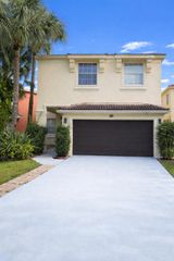 1304 Isleworth Court, Royal Palm Beach, FL 33411