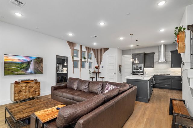 8012 Zeppos Drive, Plano, TX 75024