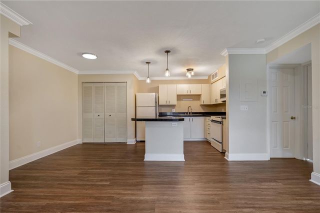 370 LAKE TAHOE COURT 202, Altamonte Springs, FL 32701